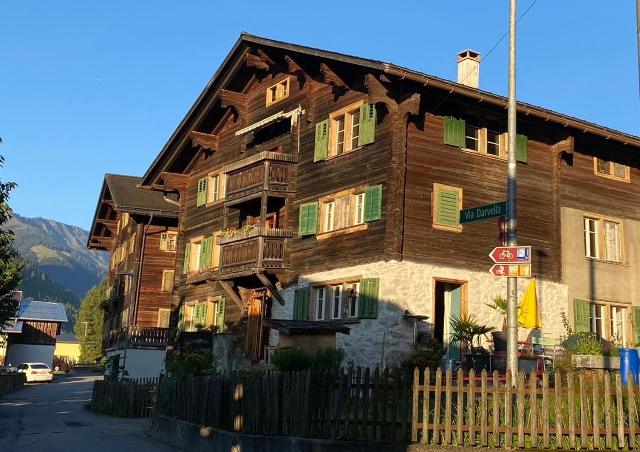Casa Vegana Panzió Trun Kültér fotó